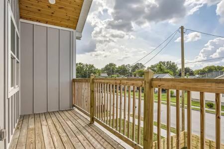 New Build 5 Min To Broadway Sleeps 10 Villa NashvilleNashville  Kültér fotó