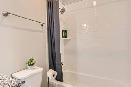 New Build 5 Min To Broadway Sleeps 10 Villa NashvilleNashville  Kültér fotó