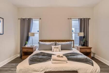 New Build 5 Min To Broadway Sleeps 10 Villa NashvilleNashville  Kültér fotó