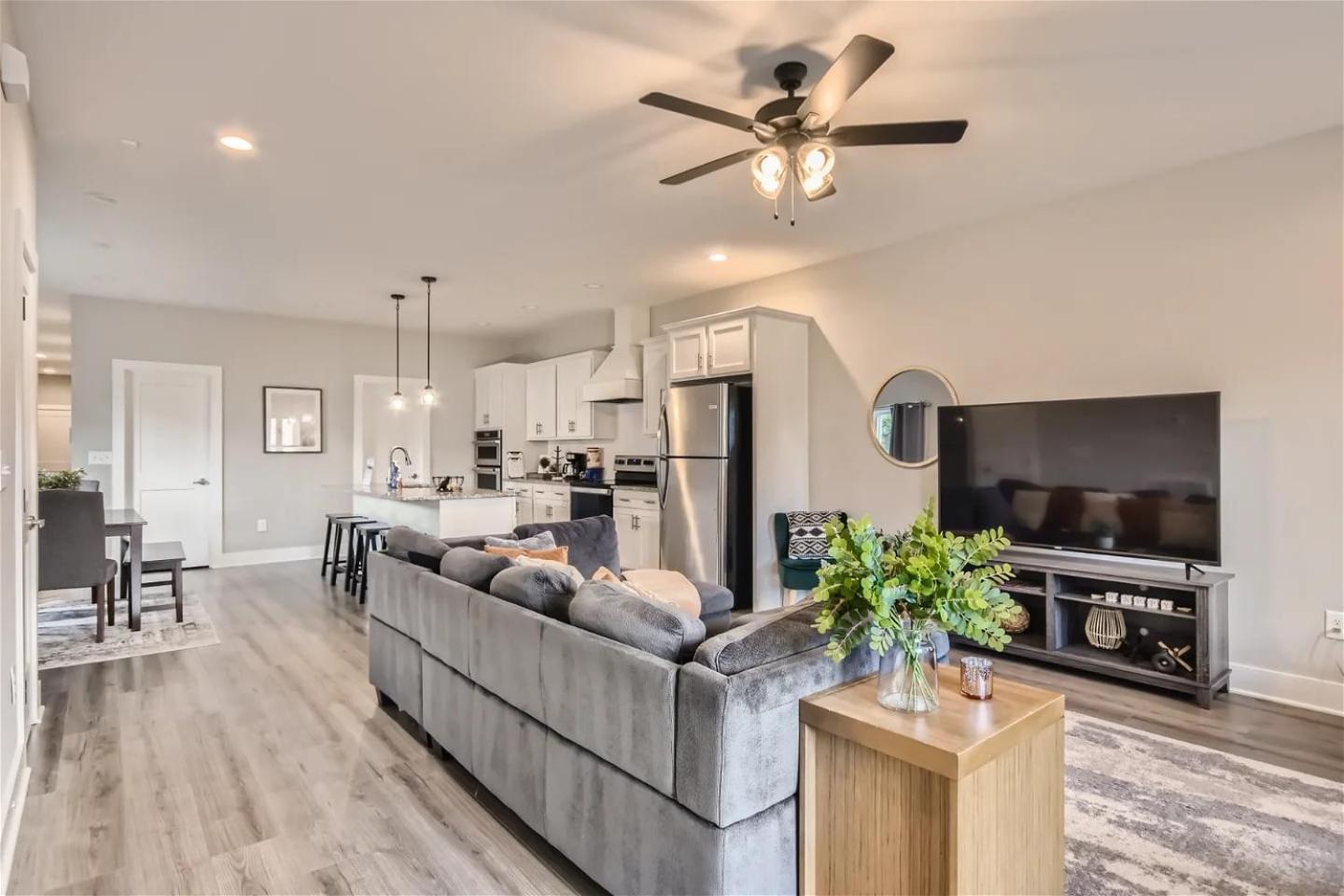 New Build 5 Min To Broadway Sleeps 10 Villa NashvilleNashville  Kültér fotó